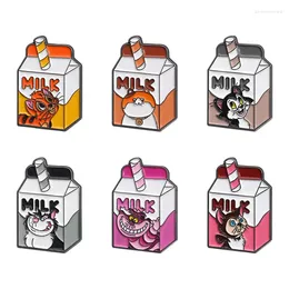 Broches dessin animé des animaux laitiers styles épingles à revers pour sac à dos pin d'émail vêtements de broche mignons badges enfants accessoires cadeaux
