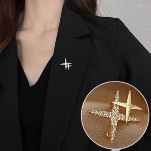 Broches Klassiek ontwerp Stervormige strassspelden voor vrouw Mode Fijne sieraden Bruiloftsfeest Meisje Luxe accessoires Cadeau