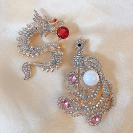 Broches classiques vintage zircon perle hignestone dragon phoenix brooch and browelry for women's écharpe