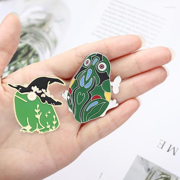 Broches Mécanique Grenouille Sautant Émail Épinglettes Chinois Enfance Jouets Animaux Badges Cadeaux Pour Amis Bijoux Broche