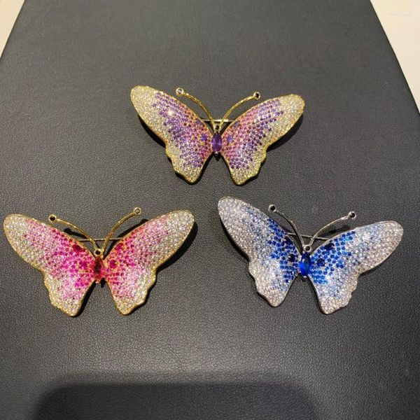 Broches de cobre con broche de mariposa de circón cúbico gradiente de Color azul rosa púrpura insecto joyería de moda para mujer