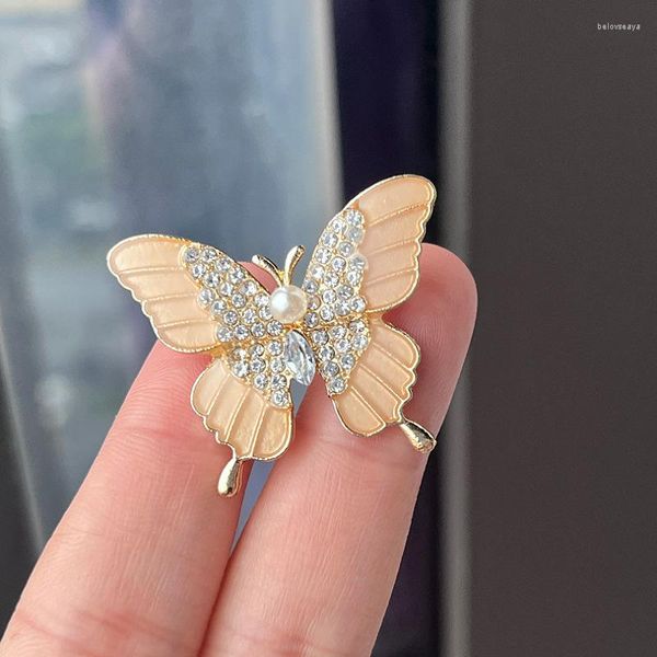 Broches en cristal papillon, animaux en strass, accessoire de costume à la mode, vêtements de Corsage pour femmes, bijoux, cadeaux, ventes