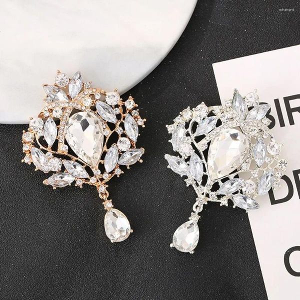 Broches Crystal Flower Broche Pon para mujeres Accesorios de ropa hermosos Joyas de moda Regalos