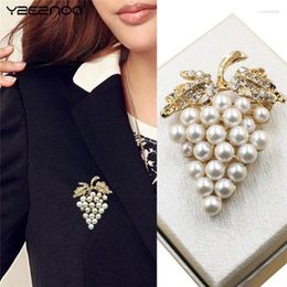 Broches en cristal de raisin pour femmes, jolie broche de luxe, bijoux à la mode, Bouquet de mariage élégant, arrivée