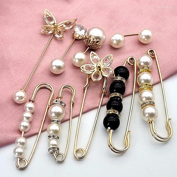 Broches Conjunto de perlas de cristal Hebilla de cintura Cárdigan Jeans Botón Broche Pins Mujeres Suéter Abrigo Anti Caída Perlas Ropa Pin