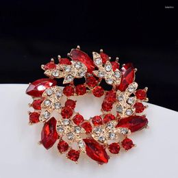 Broches Crystal Rhinestone Golden Chinees Redbud Flower Broche Pins Vrouwen Deksel Sjaal Buckle kleding Accessoires Fashion sieraden