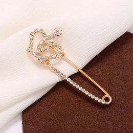 Broches mignonnes broches en alliage en alliage pour pantalon ajustement de la taille des femmes cardigan écharpe châle sécurité coréen simple luxe bijoux