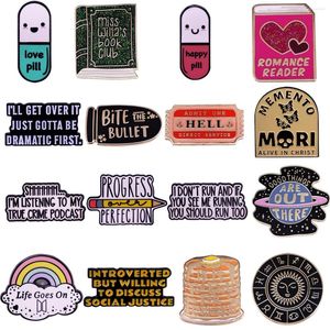 Broches en émail avec citation mignonne, Collection d'amour heureux, épingles pour vêtements, sac à dos, Badges à revers, bijoux à la mode, accessoires, cadeaux de vacances