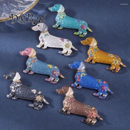 Broches DRui 2024 Dier Teckel Hond Broche Mode Pin Metaal Emaille Vrouwen Kleding Sieraden Accessoires Party Vakantie Geschenken