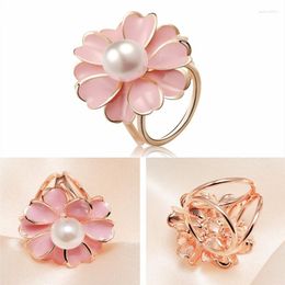 Broches Deal Mode Bonne Qualité Tricyclique Camélias Imitation Perle Écharpe Titulaire Broche Clips Bijoux Cadeaux