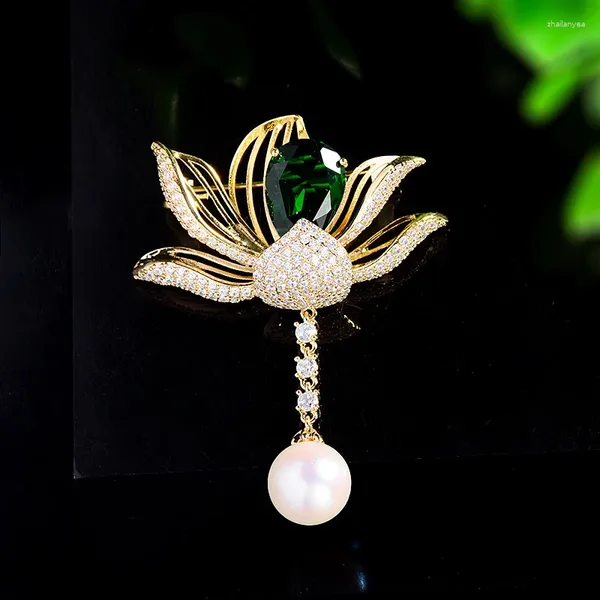 Broches delicados micro-zircon lotus borla perla para mujeres diseño elegante de color atorsio accesorios de cárdigan pasos regalos