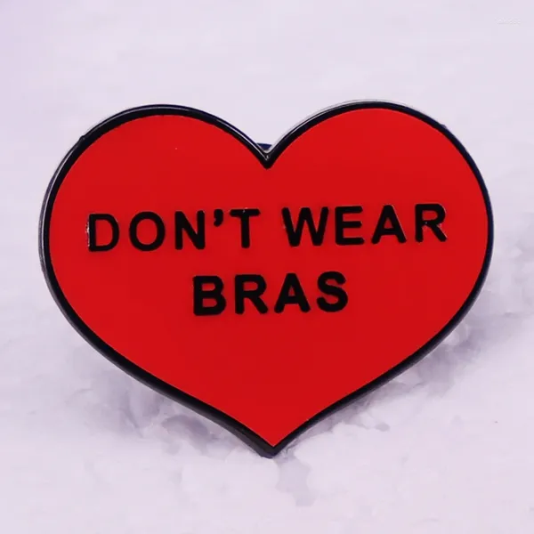 Les broches ne portent pas de soutien-gorge Badge Red Heart Girls Brooch Email Kawaii Accessoire