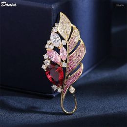 Broches Donia bijoux feuille de luxe épingle femelle de couleur zircon incrustée de pull de plume broche