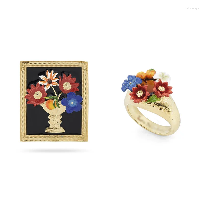 Broschen Dutch Style Serie Clementine Flax Dahlia Gold Ring Brosche Schmuck für Frau 2024 Trend