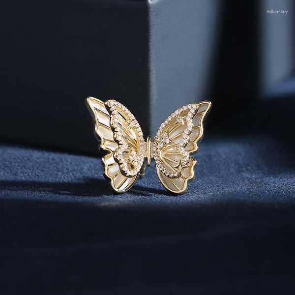 Broches élégant insecte papillon pour femmes cubique zircone couleur or coquille épinglettes écharpe manteau pull ornement année cadeau