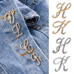 Broches alphabet anglais a-z 26 lettres nom design cristal broche or Sivler colore Safety Metal brochle sac de vêtements accessoires