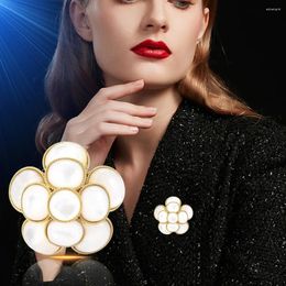 Broches exquise perle camélia broche luxe de luxe écharf de mode