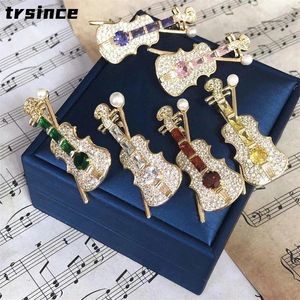 Broches exquise violon broche zircon cristal music joué joelry épingle de concert cadeau femelle mode luxe corsage élégant