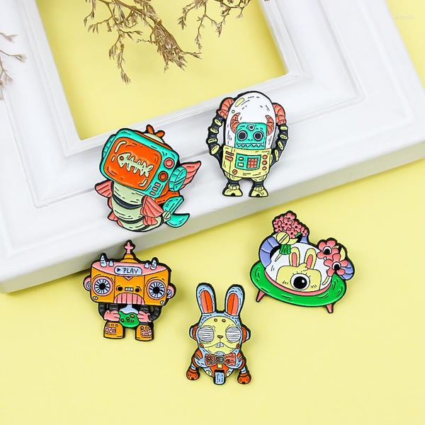 Broches Extraterrestre Robot Émail Broche Alien Machine Moto Homard Couleur TV Radio Jouer Revers Insigne Unique