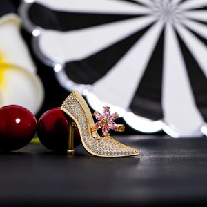 Broches fantaisie à talons hauts avec broches en cuivre en forme de fleur, chaussures entièrement pavées de Zircon en laiton pour femmes et filles, bijoux de fête