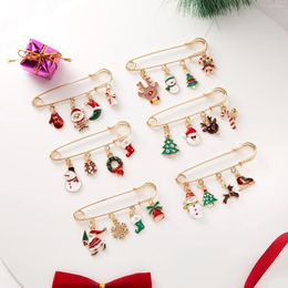 Broches Mode Grote Pins Broche Kerstman Kerst Elanden Boom Bel Sneeuwvlokken Trui Vest Clip Emaille Badge Revers Pin