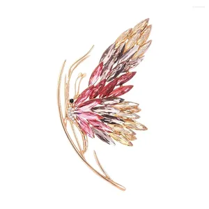 Brooches Fashion French Gradient Crystal Butterfly Broche pour femmes exquises Luxury Inranging Zircon Alloy Suit Pins Accessoires