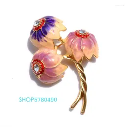 Broches Bijoux de mode broche de fleur de Lotus pour les femmes couleur or strass dégradé peint en alliage broche de poitrine vêtements dame cadeaux