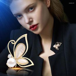 Brooches Fashion Pearl Butterfly for Women Vêtements Bijoux Party Party Accessoires