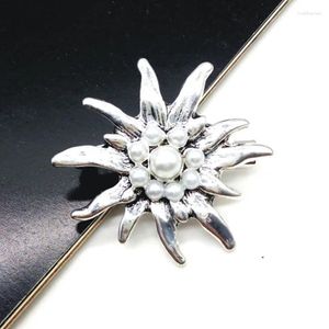 Brooches Fashion Pearl Edelweiss Mountain Troops Brooch allemand WWII PIN MILITAIRE BADGE VINTAGE POUR