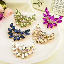 Broches mode strass fleur Broches bijoux cristal pour habiller les femmes Broches Mujer Para Ropa X1442
