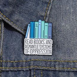 Brooches Broche en alliage de courte phrase à la mode et personnalisée avec un livre de design exquis peint Emblem Women's