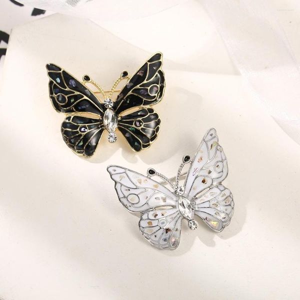 Broches Femme Mode Noir Blanc Mignon Papillon Pour Les Femmes De Luxe Jaune Or Couleur Émail Alliage Animal Broche Épingles De Sûreté