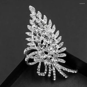 Broches Vrouwelijke Mode Witte Kristallen Bloem Voor Vrouwen Luxe Zilver Kleur Strass Legering Plant Broche Veiligheidsspelden