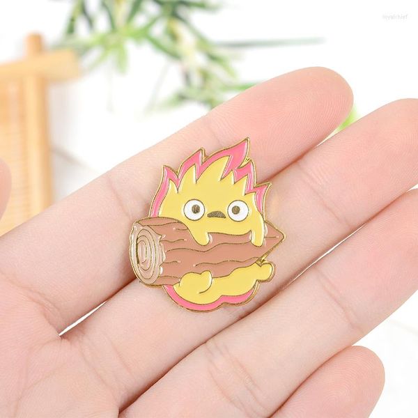 Broches Elfo de fuego Esmalte Pins Calcifer personalizado Anime japonés Broche Ropa Mochila Pin de solapa Insignia de metal Joyería de dibujos animados Regalo al por mayor