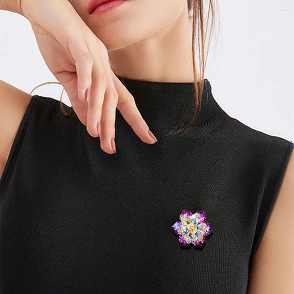 Broches accesorios de traje de flores regalos multicolores para niñas broche elegante de cristal estilo coreano joyería de moda ropa de mujer