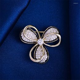 Broches frais belle lilas cubique zircone pour femmes hommes costume robe émail broches accessoires bijoux luxe fleur Broche Luxe