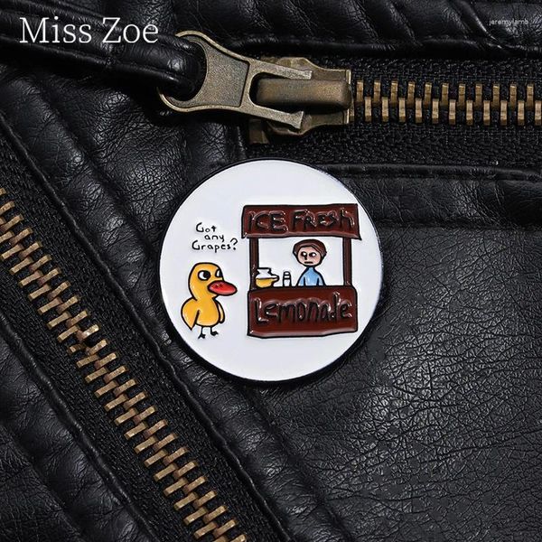 Brooches a obtenu tous les raisins en émail en émail drôle caricaturé The Duck Song Lapel Badge Badge Bijoux Public Gift For Kids Friends