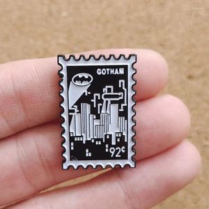 Broches Gotham Stamp esmalte Pins broche coleccionar insignias de solapa hombres mujeres joyería de moda regalos adornan mochila sombrero