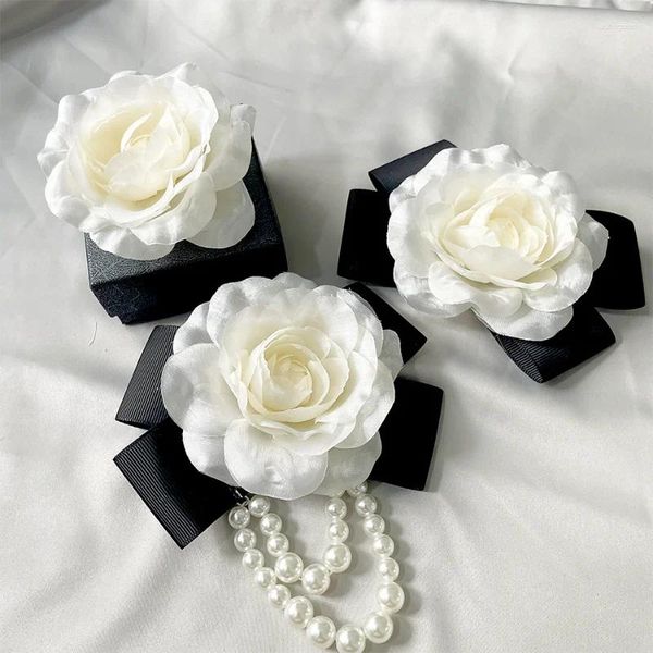 Broches de tela coreana para mujer, broche de flor de Camelia, lazo, lazo, ramillete de perlas, alfileres de solapa, cárdigan, insignia para traje, joyería