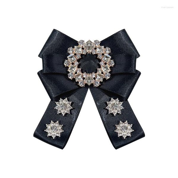 Broches coréen ruban tissu noeud papillon brillant strass fleur broches mode Style britannique chemise Corsage mariage fête bijoux