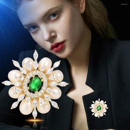 Broches coreano moderno girasol broche broch sharm enchinestone perla para mujeres diseño de boda de joyería de diseño de lujo
