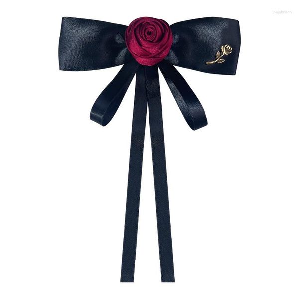 Broches coreanos Vintage de tela negra, pajarita para mujer, Collar de flores rosas, corbata femenina, ramillete de boda, accesorios de joyería