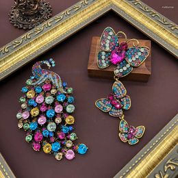 Broches grande taille Vintage couleur cristal paon papillon broche dame élégante broche bijoux de luxe pour Banquet fête de mariage