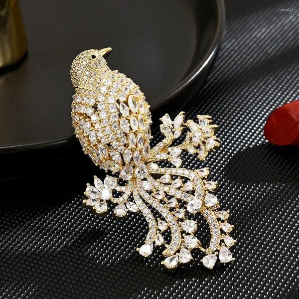 Broches luxueuses Magpie Brooch Lady Banquet Ban à revers Péniture de mariage Jacket Accessoires Inrangus bijoux zircon Animaux Cadeaux décoratifs