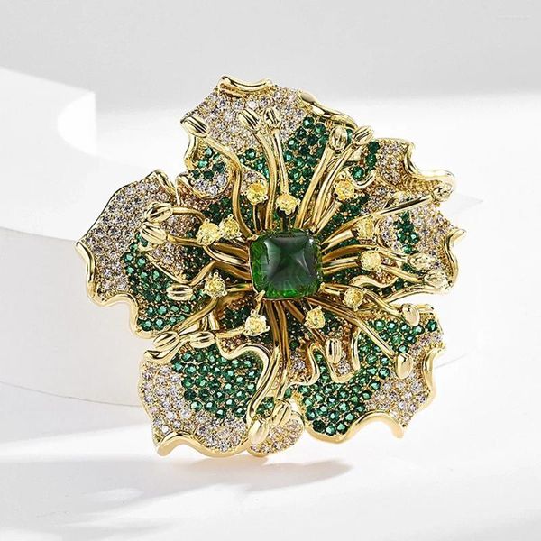 Broches Broche de fleur de strass de luxe Broche pour femmes badges métalliques Bijoux Bijoux de mariage