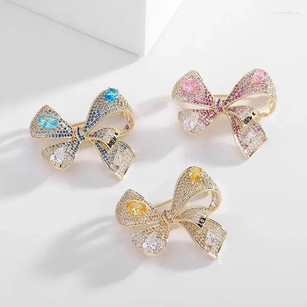 Broches de lujo con lazo rosa brillante para mujer, broche con nudo para mujer, ramillete de amor azul degradado, Pin de solapa con Clip, regalos de joyería para boda elegantes de circón