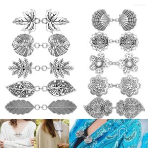 Brooches Clip multifonctionnel Cardigan Vintage Style Fashion Accessoires Châle Broche Match Silver Color Silver Collas