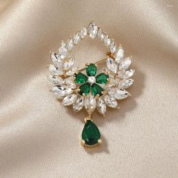 Broches Muylinda Luxury Green Crystal Fleur Broche Banquet vintage Pin de strass pour femme Homme Vêtements ACCESSOIRES