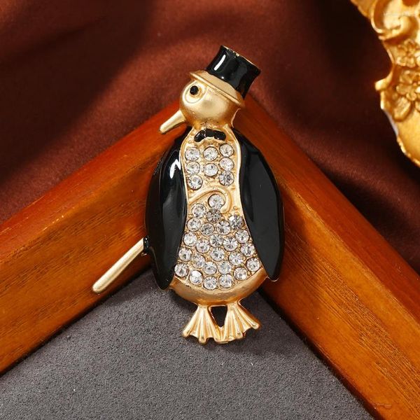 Brooches Muylinda Vintage Email Mr. Penguin Brooch Bijoux conçu en métal Animal et épingles Écharpe accessoires