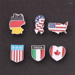 Broches Nationale Vlag Pin Badge Italië Canada Duitsland Amerika Lint Wimpel Emaille Broche Punk Sieraden Broche Femme Bijoux Afstuderen